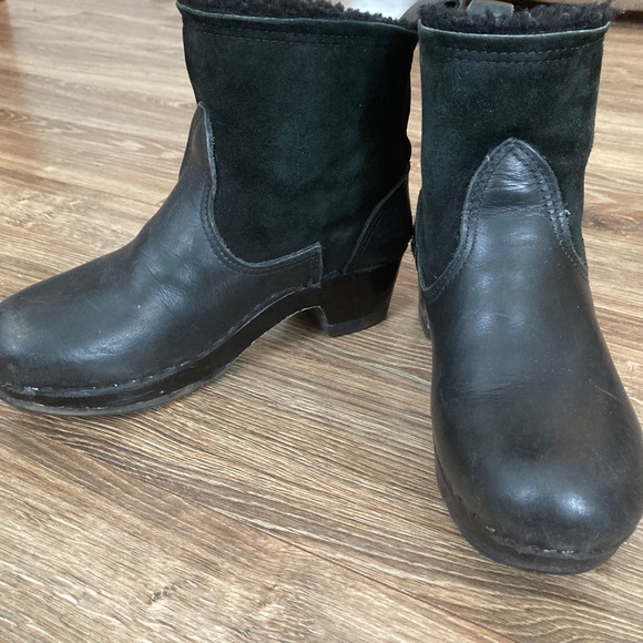 Black Shearling pull on clog boot - Picture 4 of 8